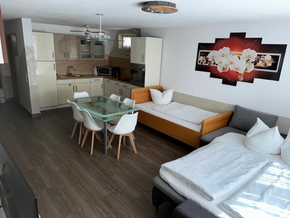 Apartment Stabel 8,1 Km Von Europa Park Kippenheim Exteriör bild