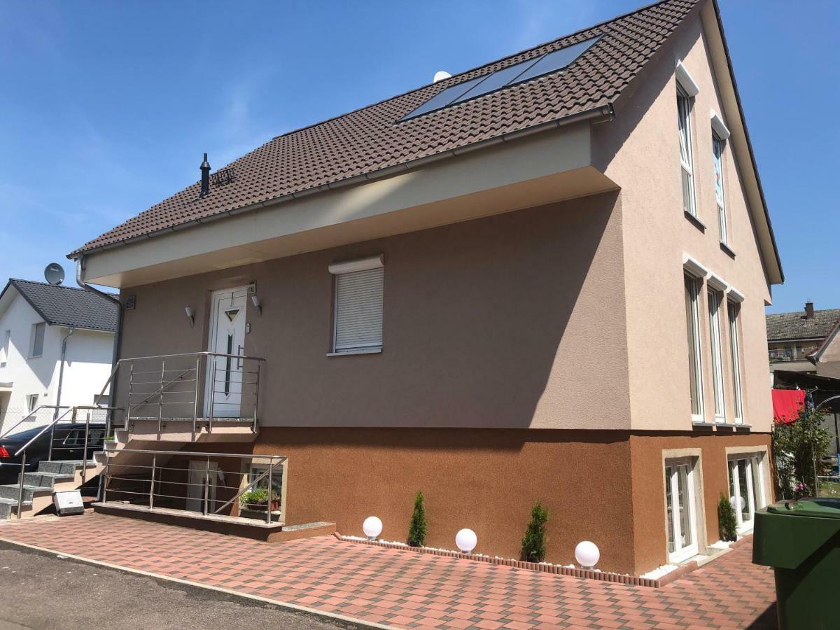 Apartment Stabel 8,1 Km Von Europa Park Kippenheim Exteriör bild
